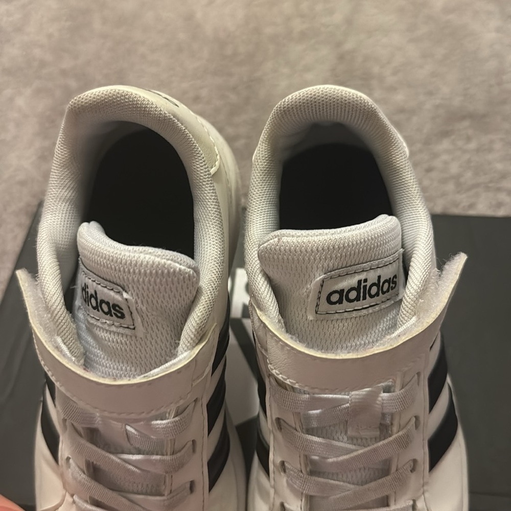 Adidas Grand Court C Sneaker - Picture 7 of 8